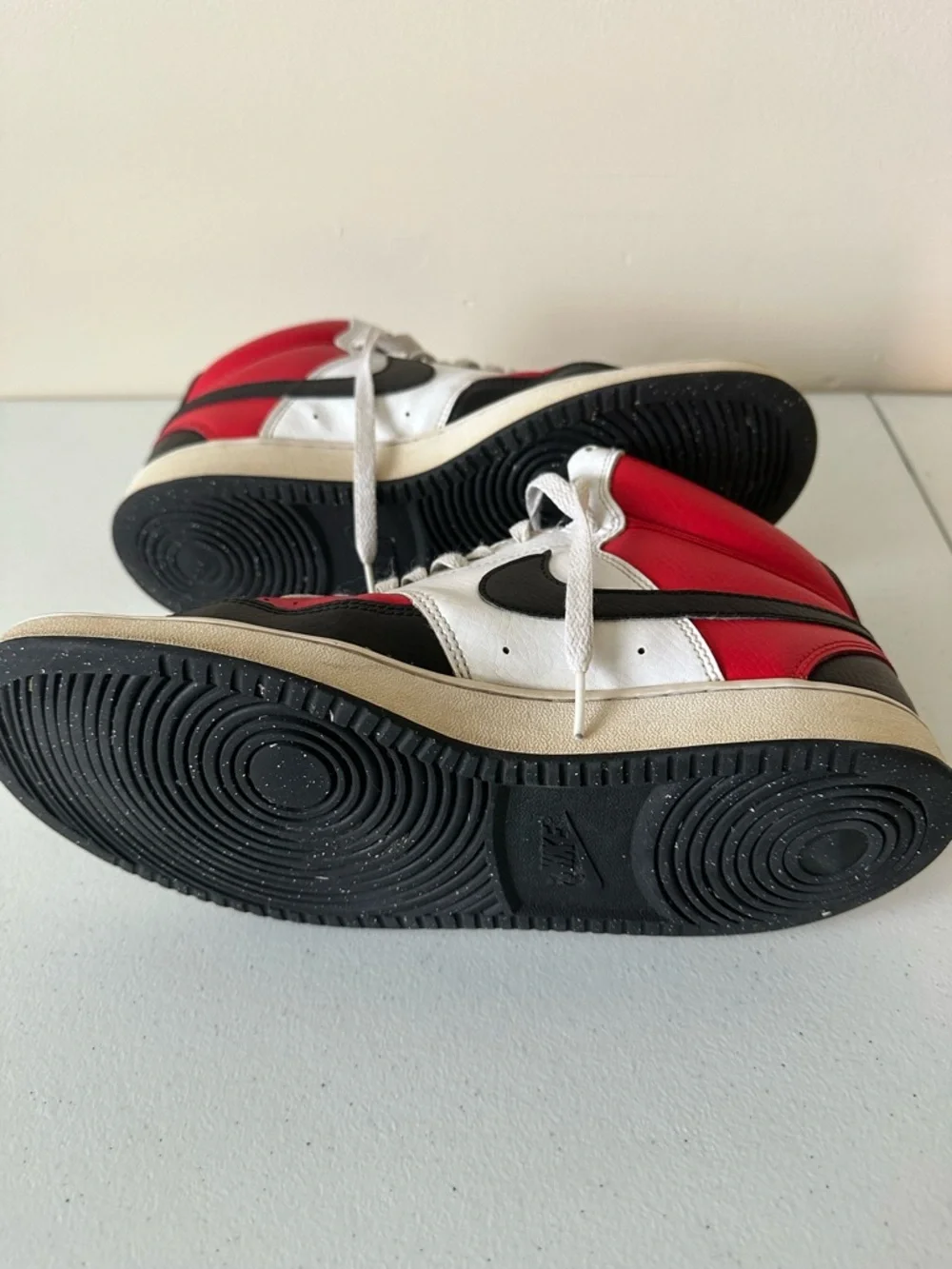 Nike Court Vision Men's 9.5 Mid Sneaker Shoe Red/White/Black Old School Style po